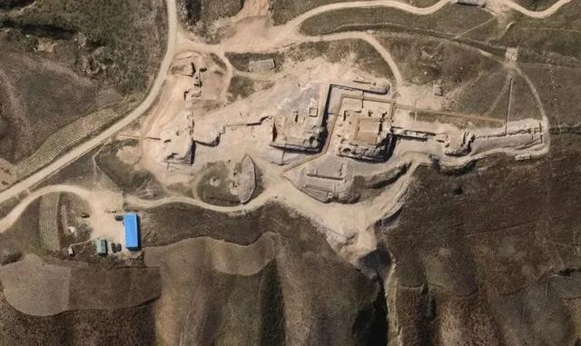 大风文旅 | 全国首个！周原遗址实现中国年度十大考古新发现评选“帽子戏法”