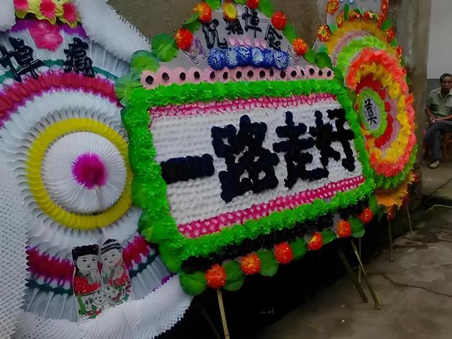 男子因思念亡妻，留下绝笔信自杀，男子的遗愿刚刚曝出，看哭网友