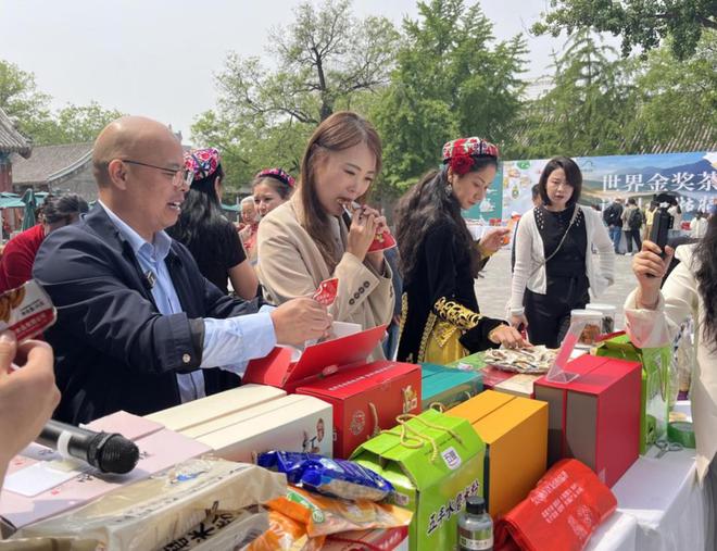 会昌县特色农产品亮相北京推介会 展现乡村振兴新实践