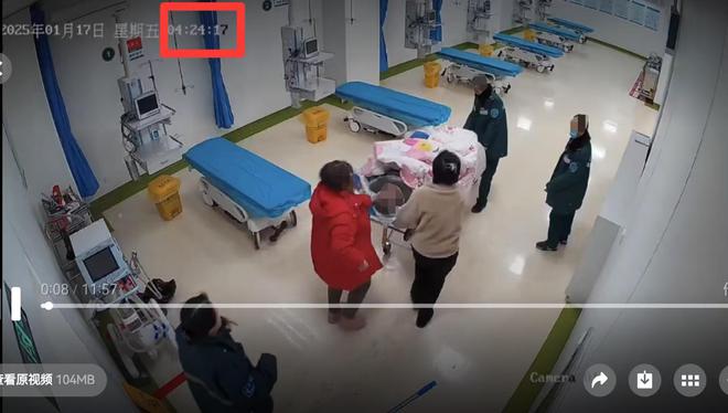 “120要求穿衣才抬人，老汉入院十多分钟无医救”：死者家属称卫健局回应“有职责没能力”