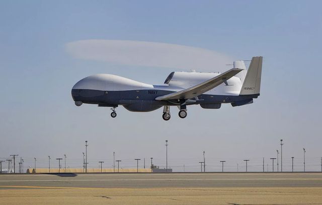 美在嘉手纳基地无限期部署 MQ-4C，搅乱亚太局势意欲何为？