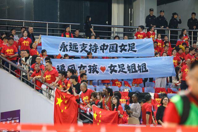 中国女足5-1大胜泰国女足，卫冕永川国际女足锦标赛冠军