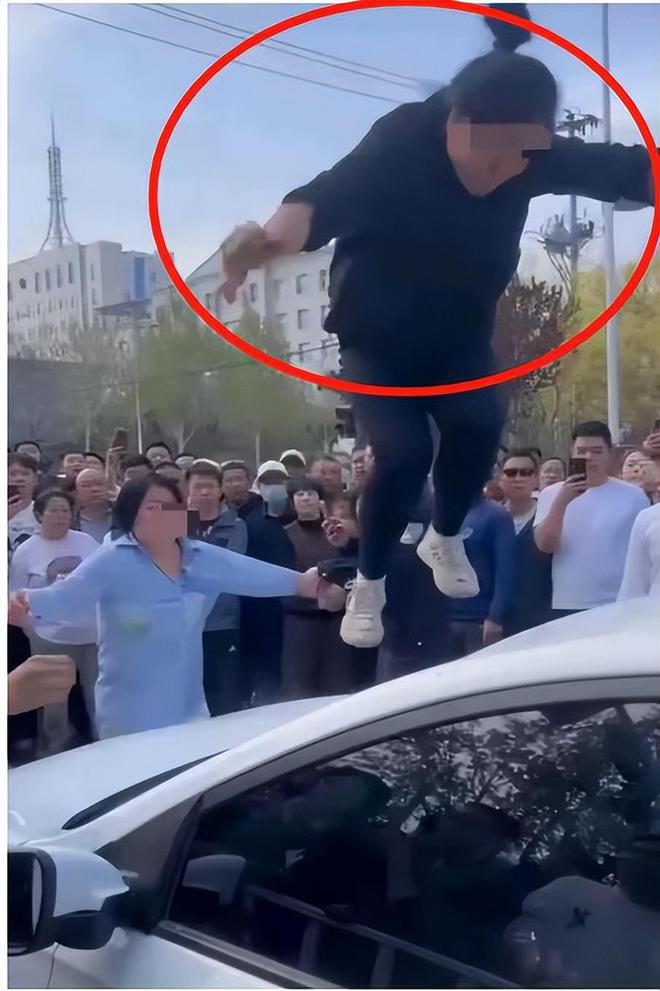 原配堵小三后续：小三正脸照被曝，长得挺漂亮，有更多内幕曝出