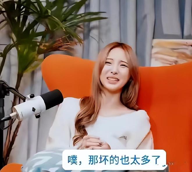 女星郑乃馨回到泰国吐槽中国，有网友不买账，郑乃馨吓得关闭评论