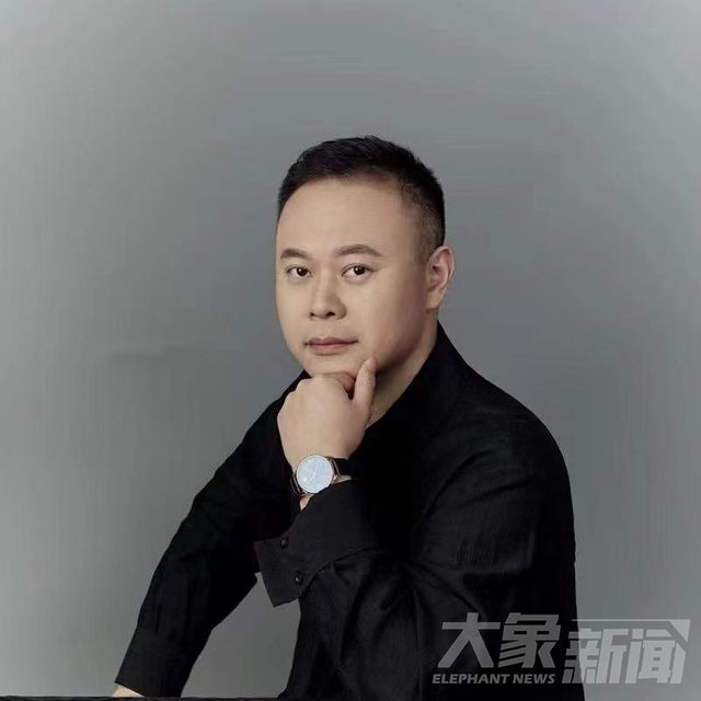 河南检察官成5千万粉丝网红，对话“听风的蚕”：粉丝越清醒我越自信