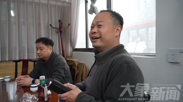 河南检察官成5千万粉丝网红，对话“听风的蚕”：粉丝越清醒我越自信