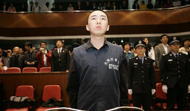 三男子犯轮奸罪，已被一审法院判刑，二审法院却要减刑，评论爆了