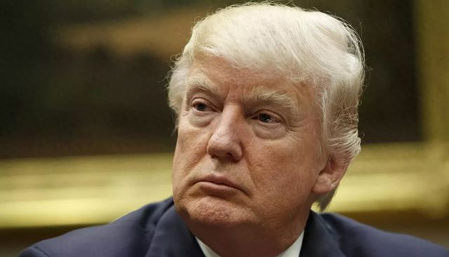 特朗普怒怼穆迪“没信誉”！美国信用评级下调引爆口水战
