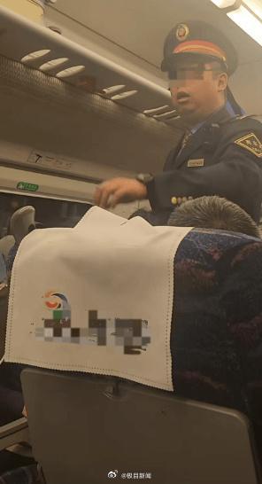 动车出站10分钟就停乘客被困超4小时，12306回应