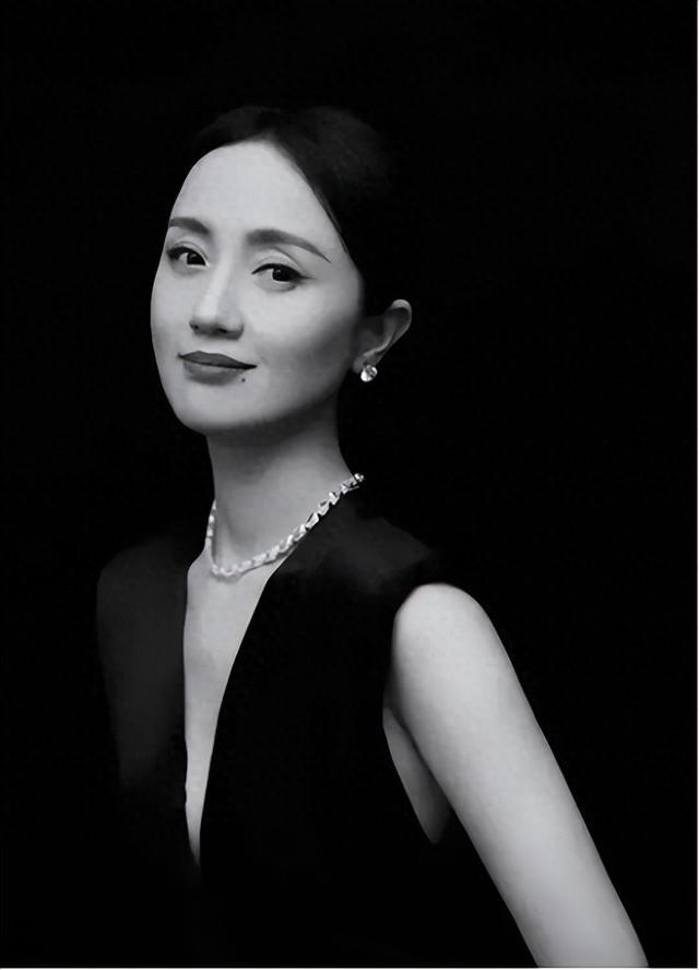 著名演员朱媛媛抗癌5年病逝，辛柏青发讣告悼念爱妻