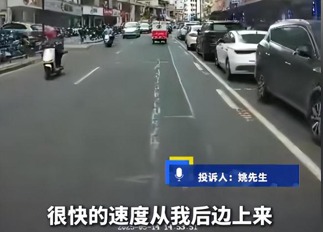 奔驰车司机别停前车后狂砸前车，手段堪比黑社会，男子的身份曝出