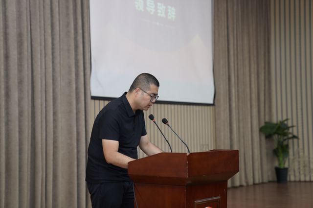 魔术点亮童心 豫疆情暖校园丨河南省魔术支教走进哈密