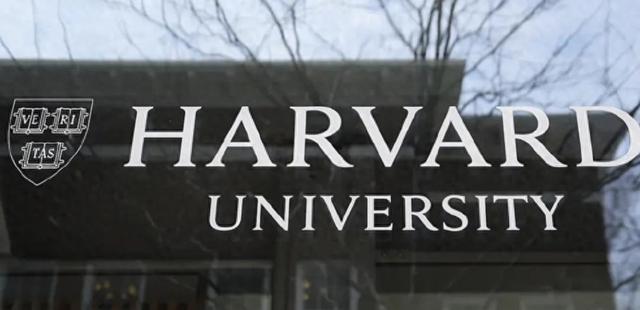 美国务院正在审查与哈佛大学相关的所有签证持有人