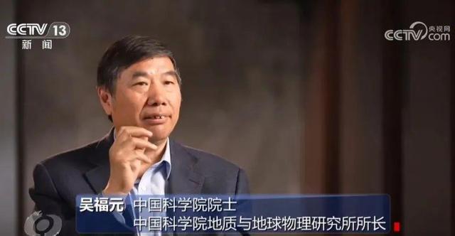 压力拉满了！这场答辩，教授来了也得汗流浃背