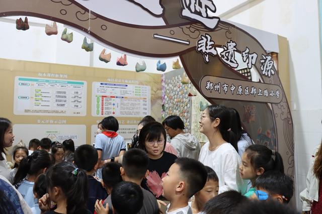 郑州美术学科校本课程观摩展示刚结束，有人已经期待第七届啦