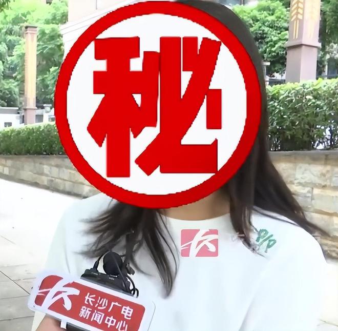 女子腰疼去治疗，医生竟连续三天按摩她的私处，医生的辩解很奇葩