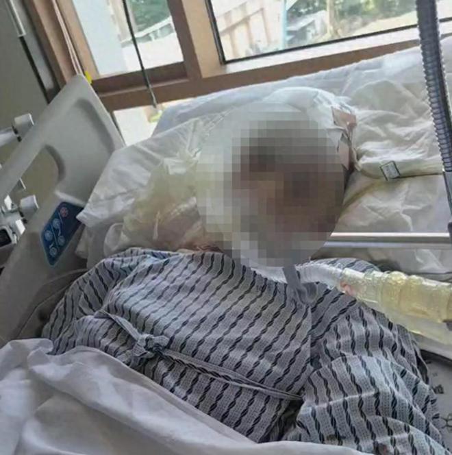 老人骑车好心捎人遇车祸，老人和对方均严重受伤，对方索赔14万