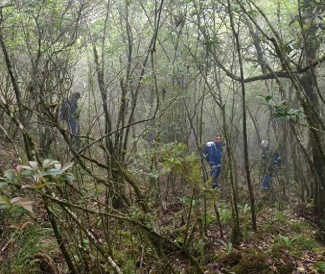 8岁福建男童已失联10天，网传发现人体组织？当地村民放炮请山神