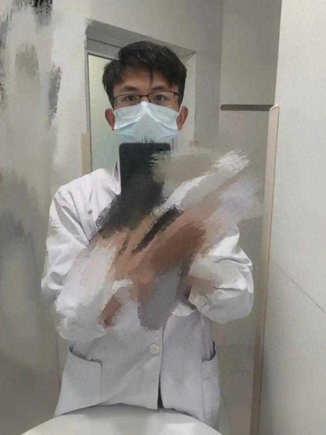 实习医生举报医疗腐败后坠亡，有人曾出1500万的封口费，详情曝出