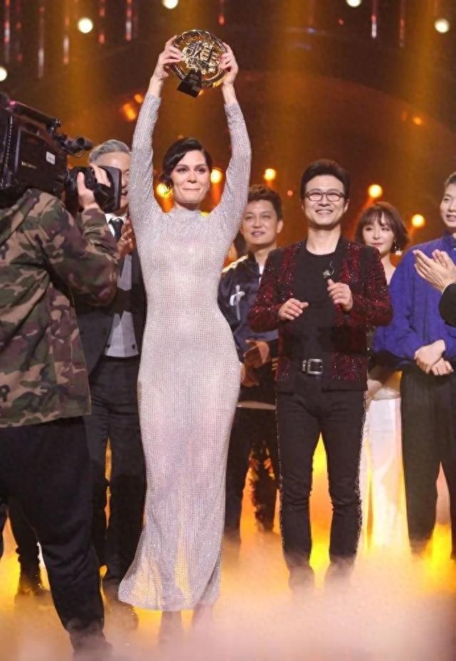 37岁知名女歌手确诊癌症！曾参加《歌手》并夺冠