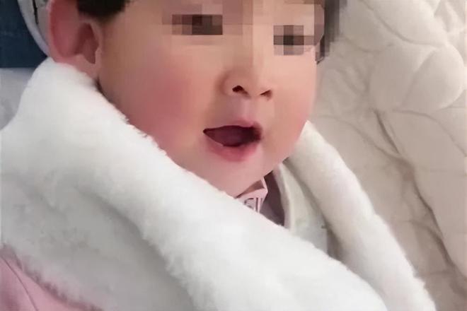 3岁女童被虐致死案二审，生父想换罪名，其女友想捐献遗体器官