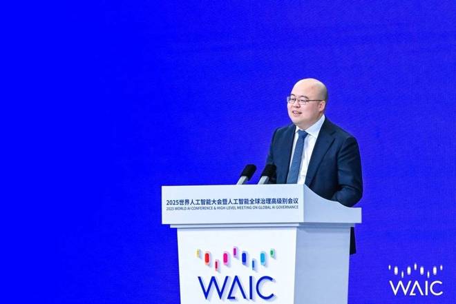 上海WAIC：800展商争做“下一个黄仁勋”